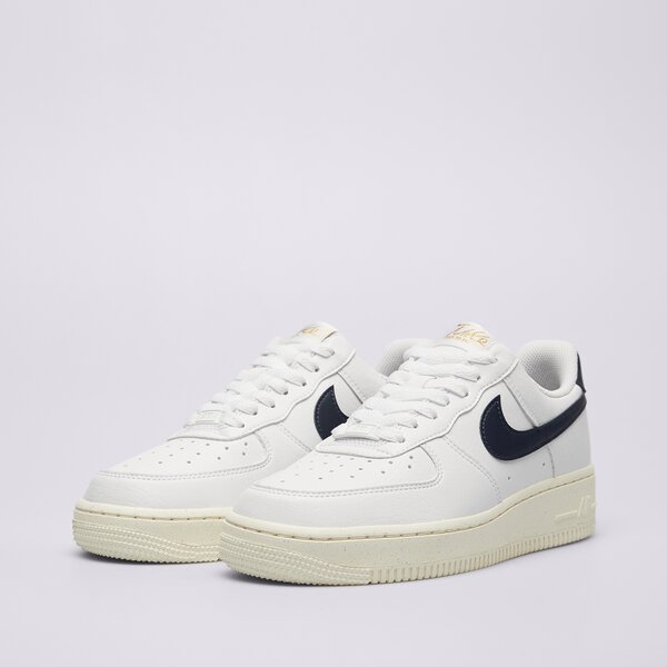 Дамски маратонки NIKE W AIR FORCE 1 '07 NN fz6768-100 цвят бял