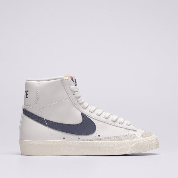 Дамски маратонки NIKE W BLAZER MID '77 cz1055-125 цвят бял