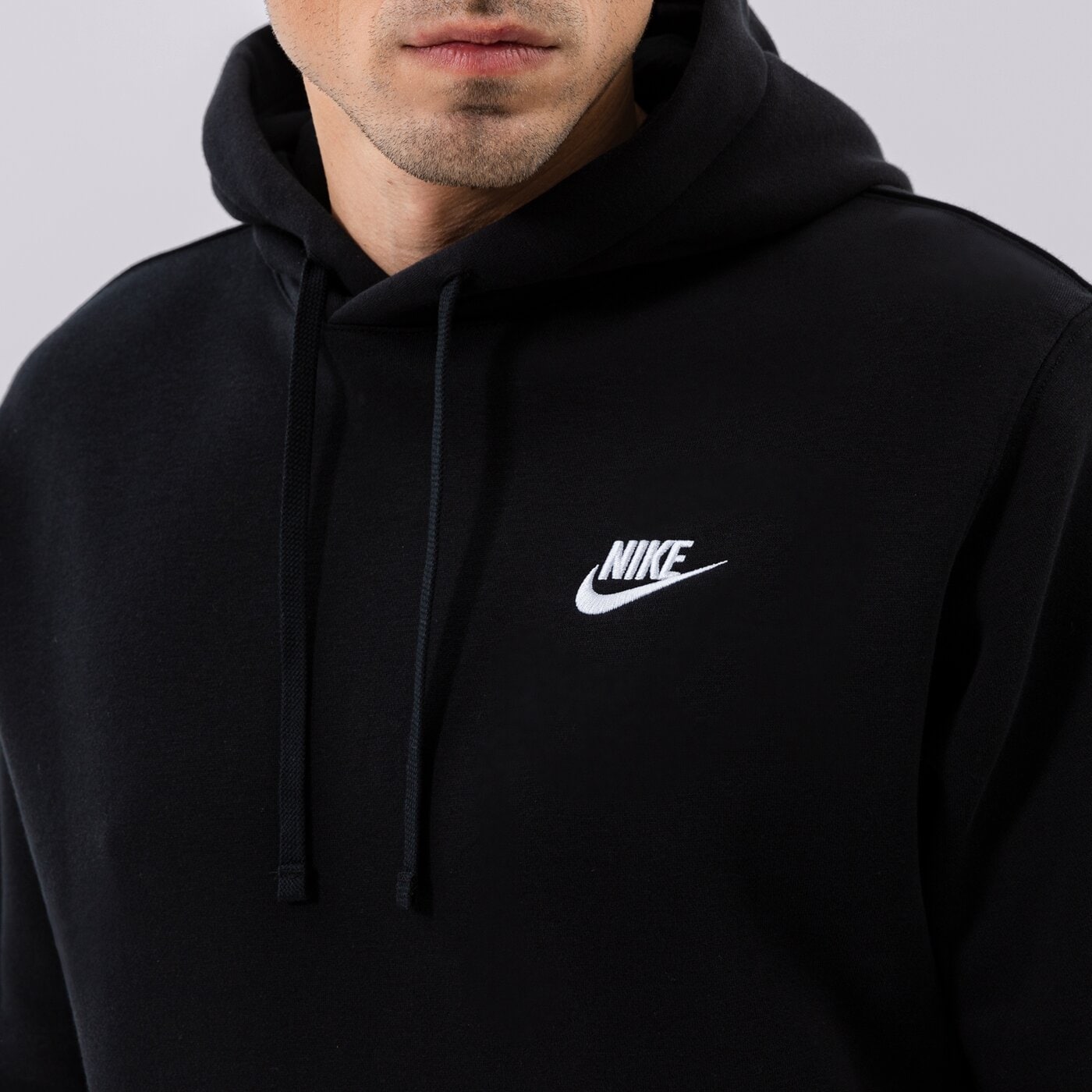 Мъжки суичър NIKE СУИТЧЪР С КАЧУЛКА SPORTSWEAR CLUB FLEECE bv2654-010 цвят черен