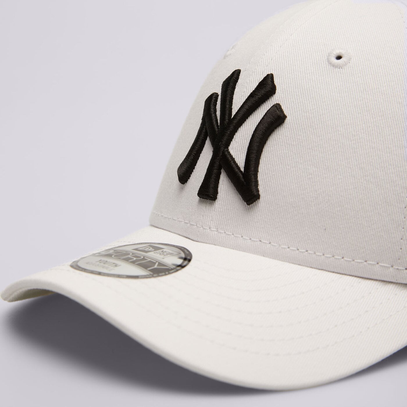 Детска шапка с козирка NEW ERA ШАПКА KIDS LE 940® NYY NEW YORK YANKEES WHIBLK 12745556 цвят бял