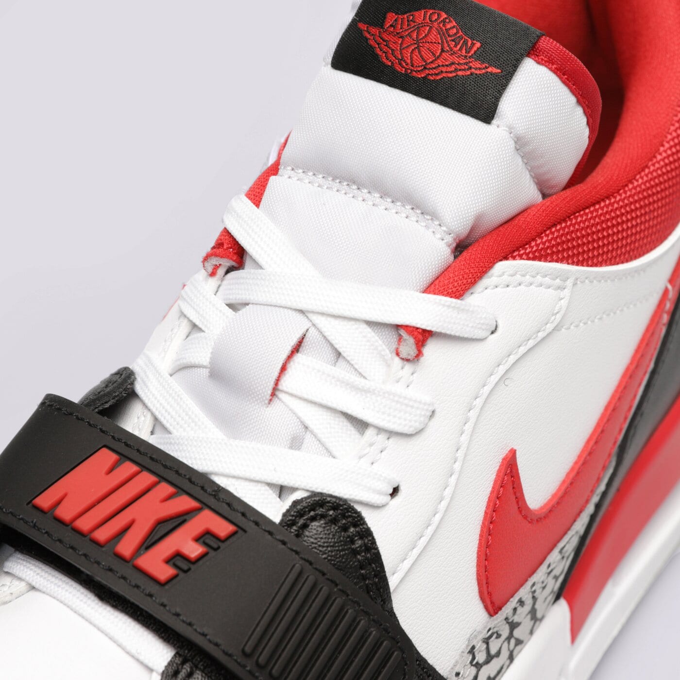 Мъжки маратонки AIR JORDAN LEGACY 312 LOW  cd7069-160 цвят бял