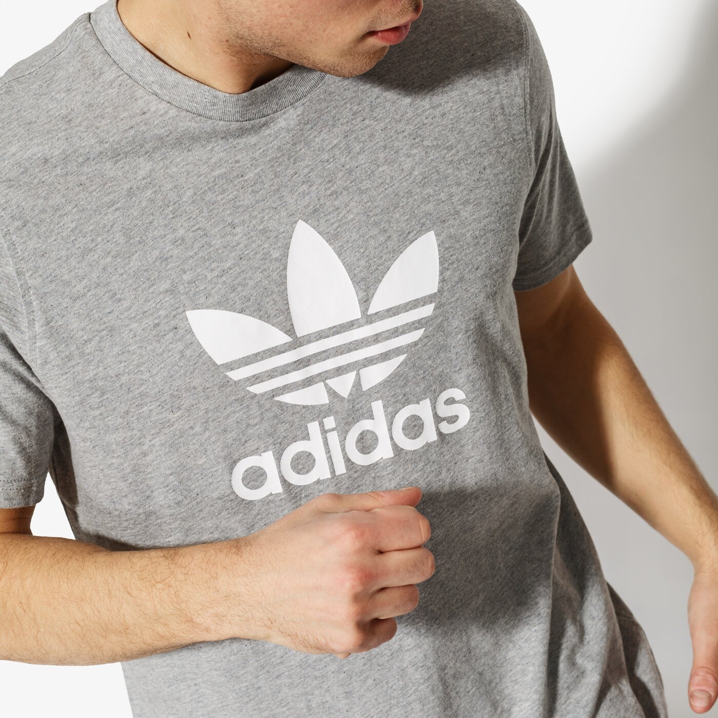 Мъжка тениска ADIDAS ТЕНИСКА SS TREFOIL ТЕНИСКА cy4574 цвят сив