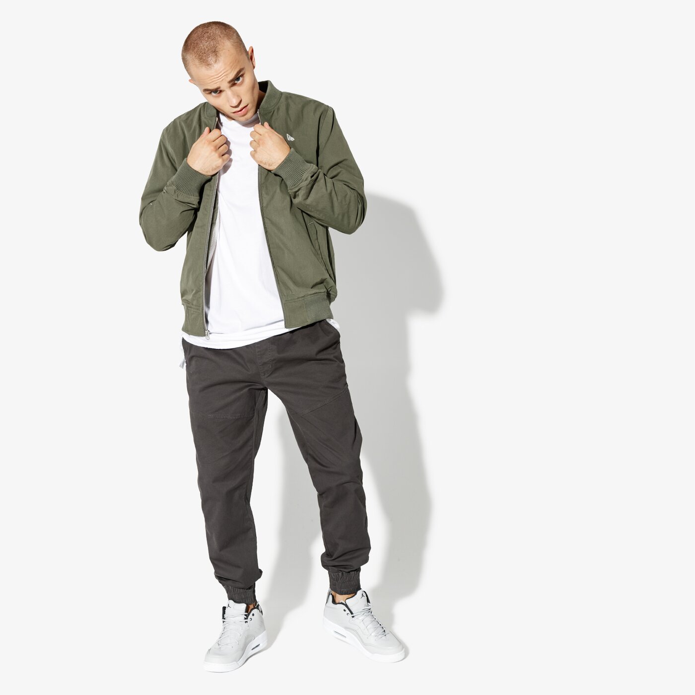 Мъжко зимно яке NEW ERA ЯКЕ NE BRANDED SHERPA BOMBER NE NOV NONE 11604083 цвят каки