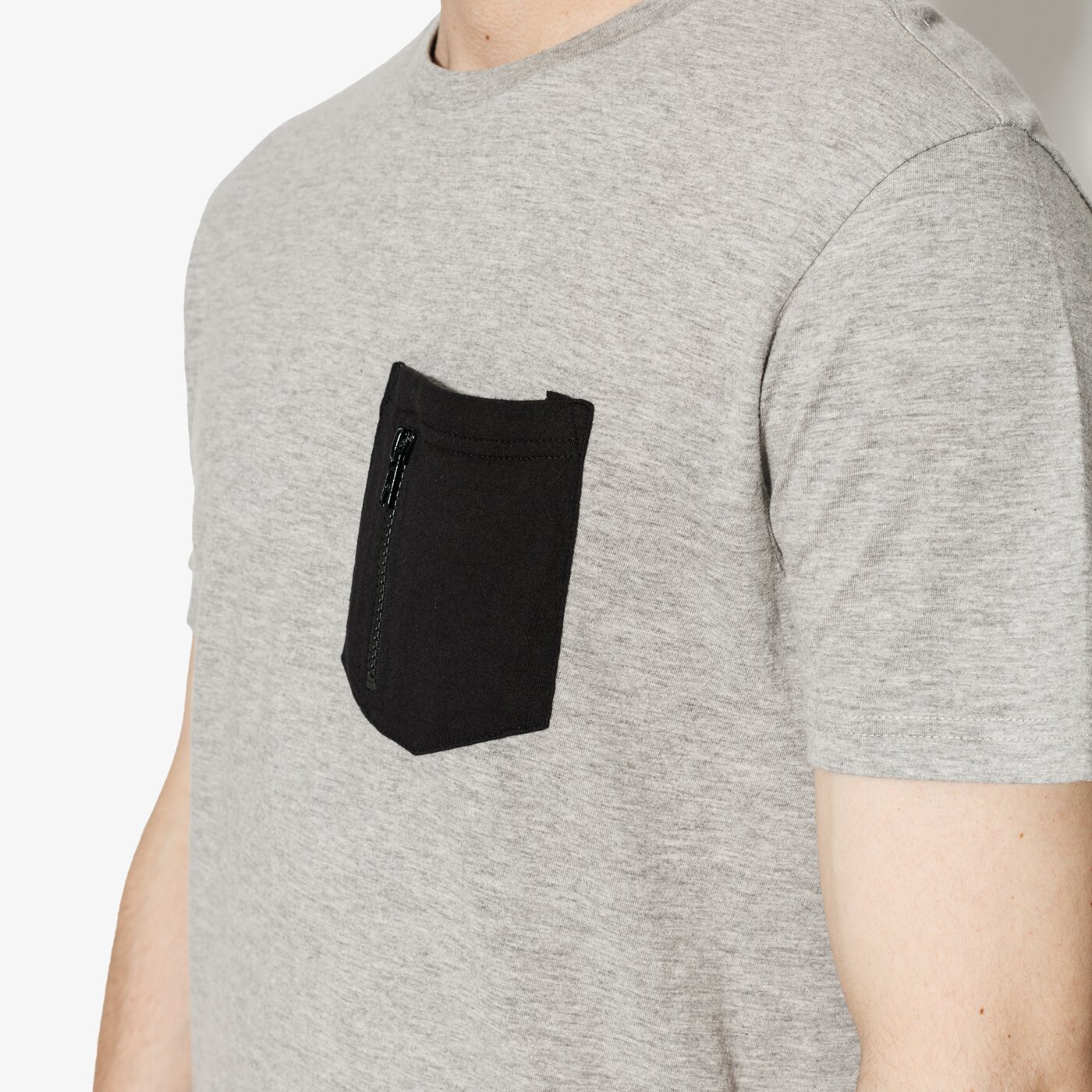 Мъжка тениска CONFRONT ТЕНИСКА SS HARN cf18tsm19001 цвят сив