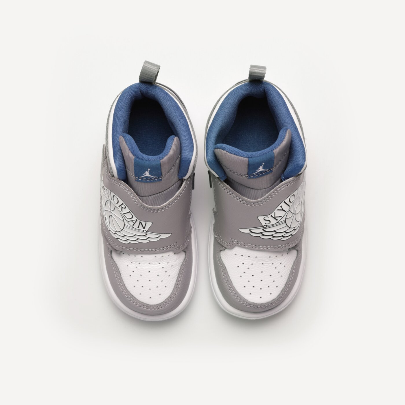 Детски маратонки SKY JORDAN 1  bq7196-014 цвят сив