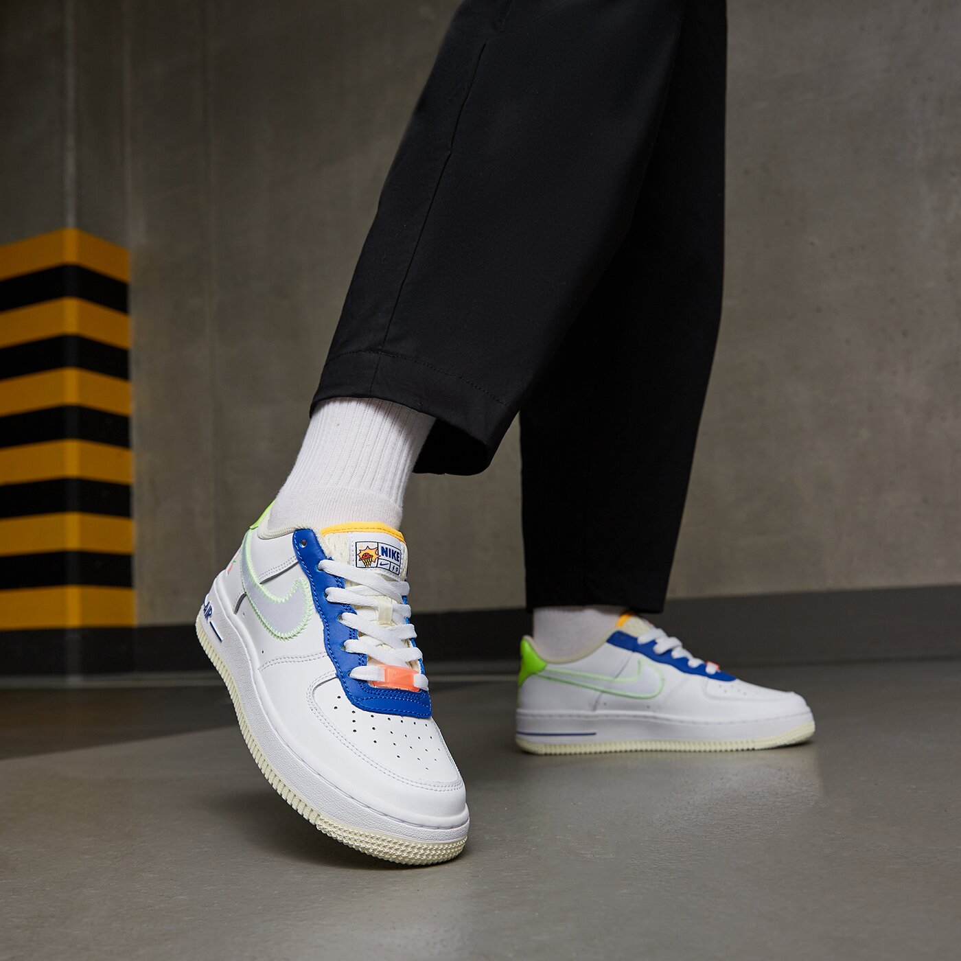 Детски маратонки NIKE AIR FORCE 1 LV8 (GS) fb1393-111 цвят бял