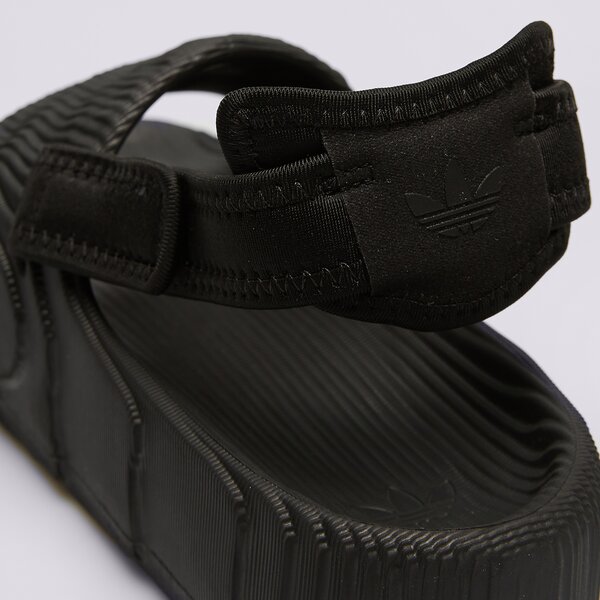 Дамски чехли и сандали ADIDAS ADILETTE 22 XLG W ie5649 цвят черен