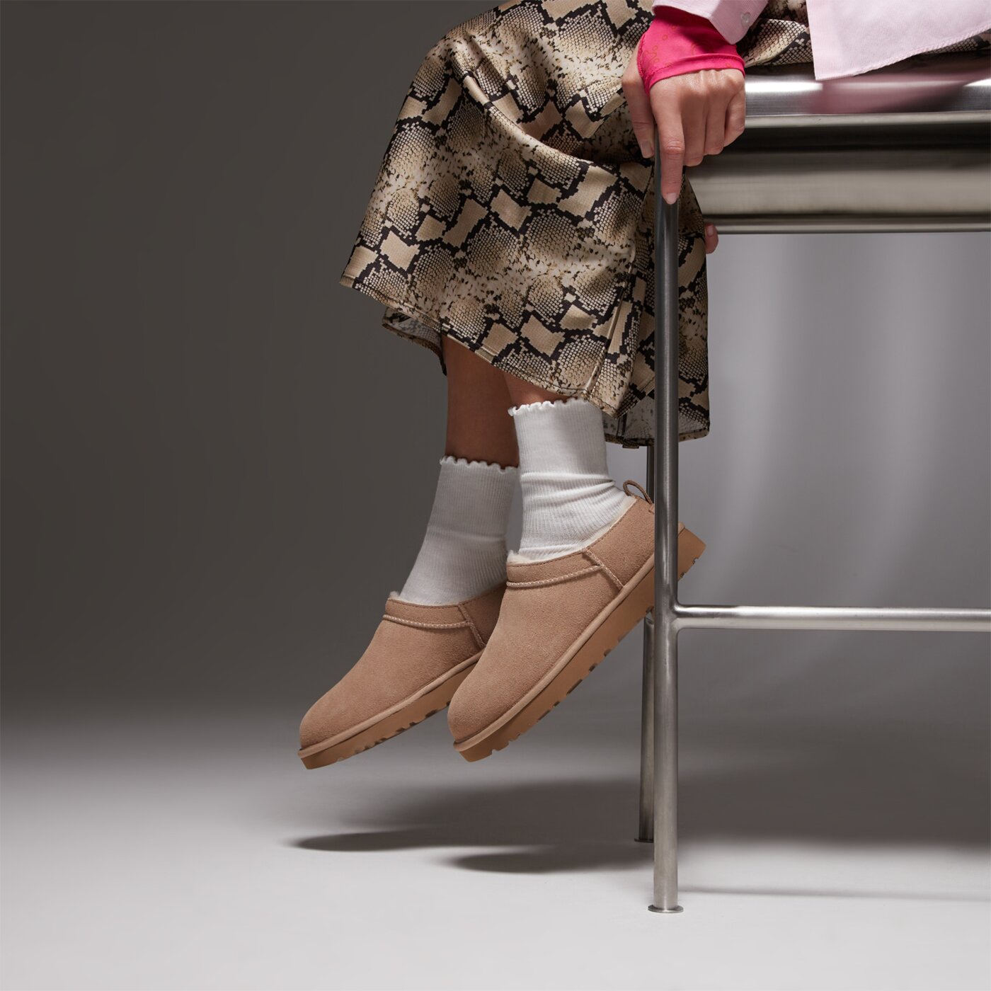 Дамски кежуал UGG CLASSIC MICRO 1173891-sanw цвят бежов