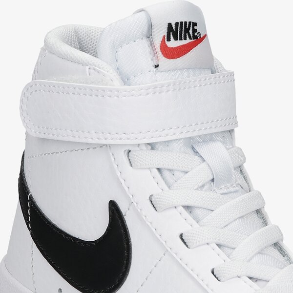 Детски маратонки NIKE BLAZER MID '77  da4087-100 цвят бял