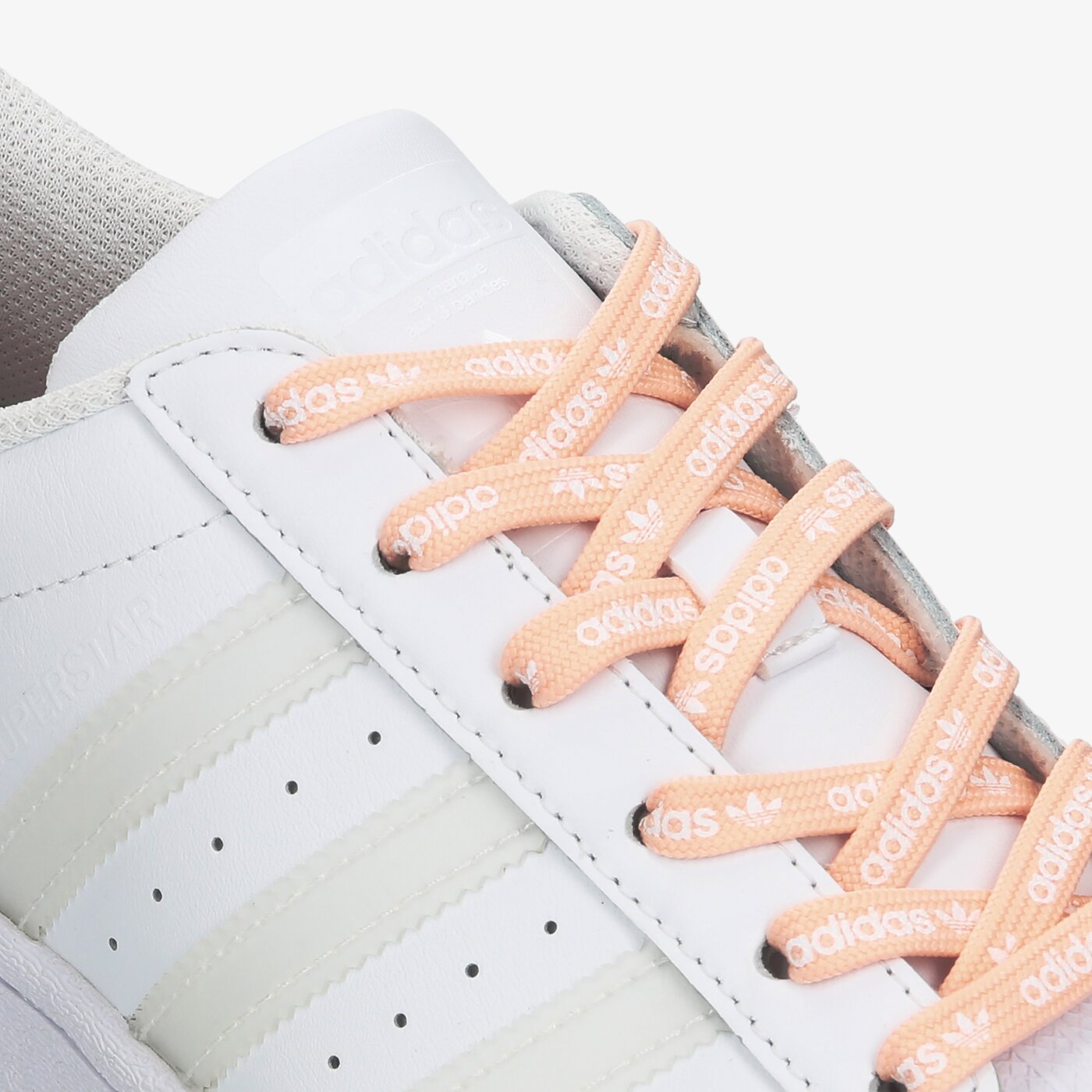 Детски маратонки ADIDAS SUPERSTAR J  fv3761 цвят бял