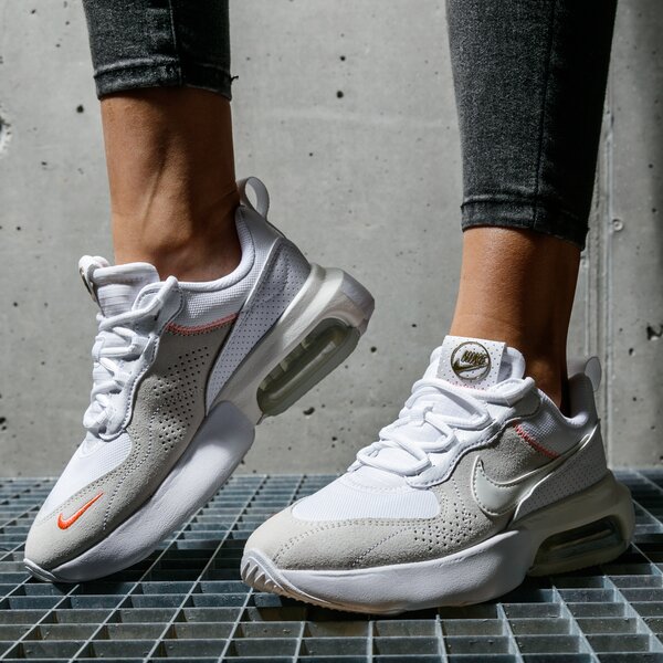 Дамски маратонки NIKE WMNS AIR MAX VERONA cz8106-100 цвят бял