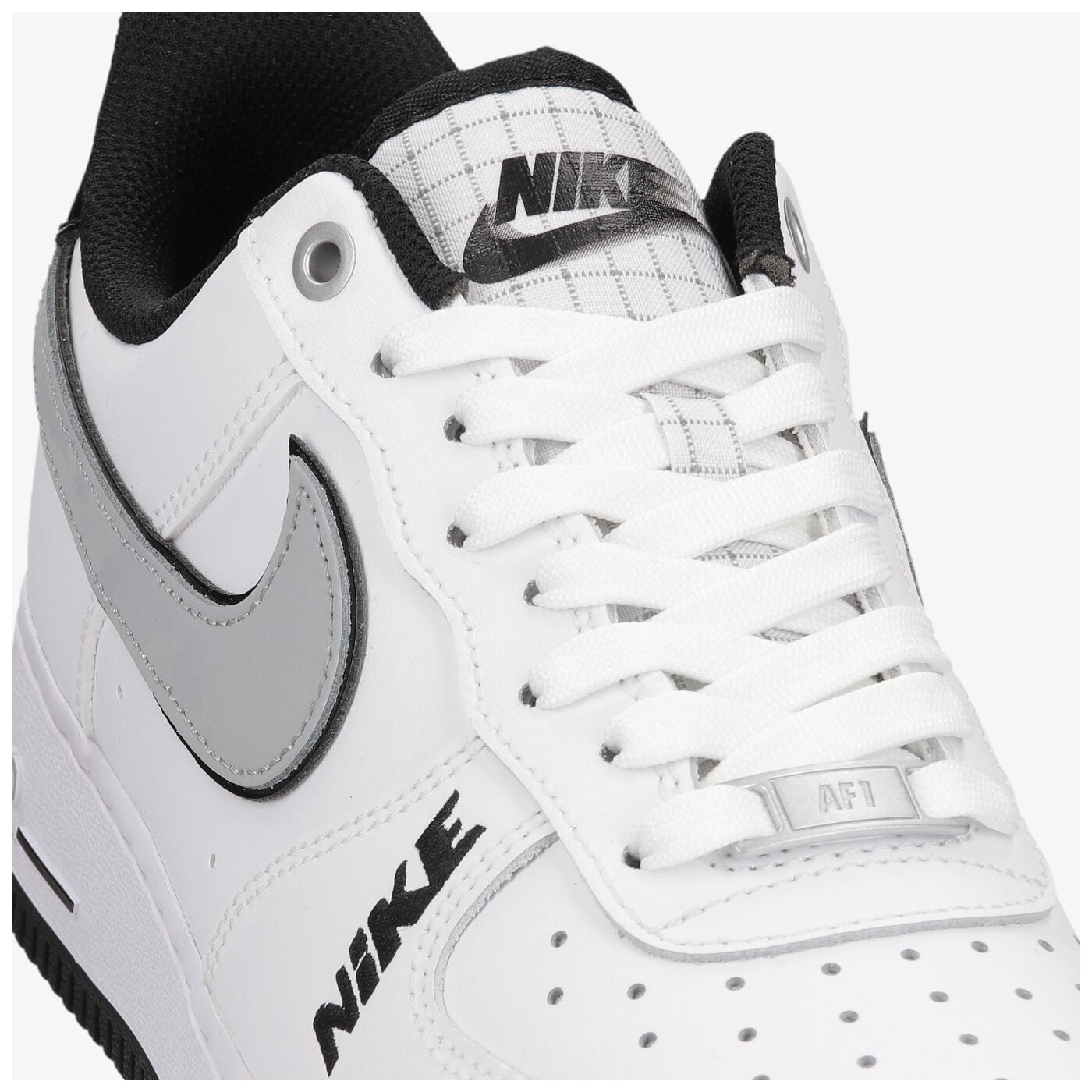 Мъжки маратонки NIKE AIR FORCE 1 '07 LV8 dc8873-101 цвят бял