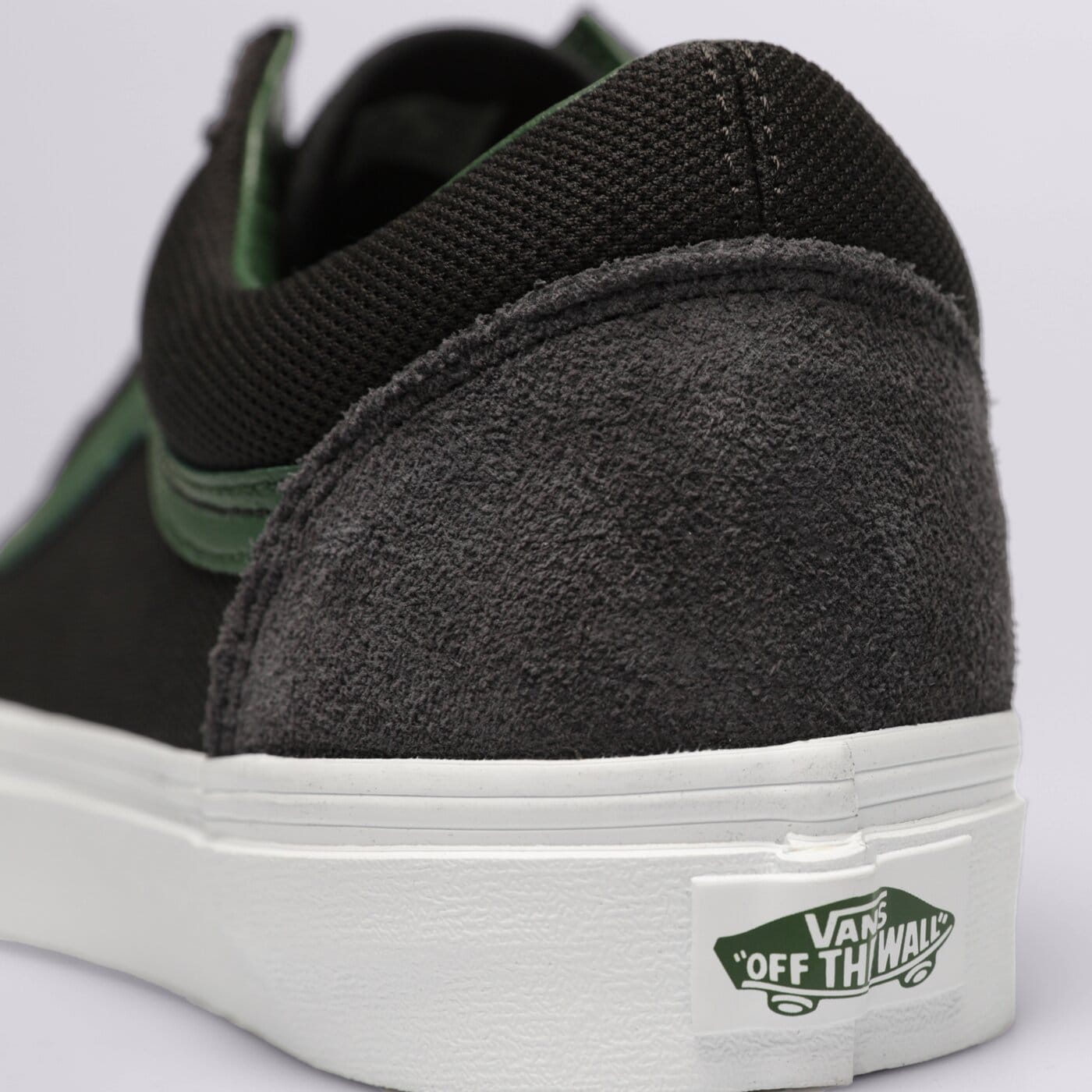 Мъжки маратонки VANS OLD SKOOL  vn0005ufy4c1 цвят зелен