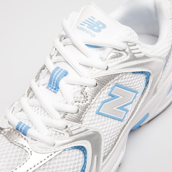 Дамски маратонки NEW BALANCE 530  mr530drw цвят бял