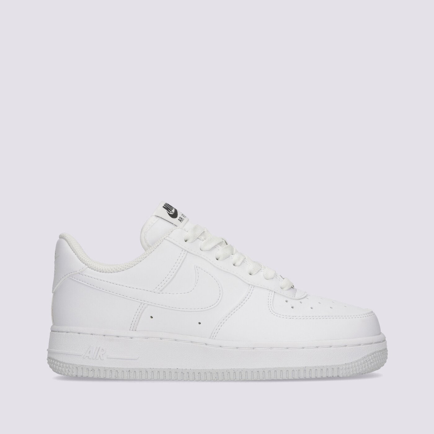 Дамски маратонки NIKE AIR FORCE 1 '07 NEXT NATURE dc9486-101 цвят бял