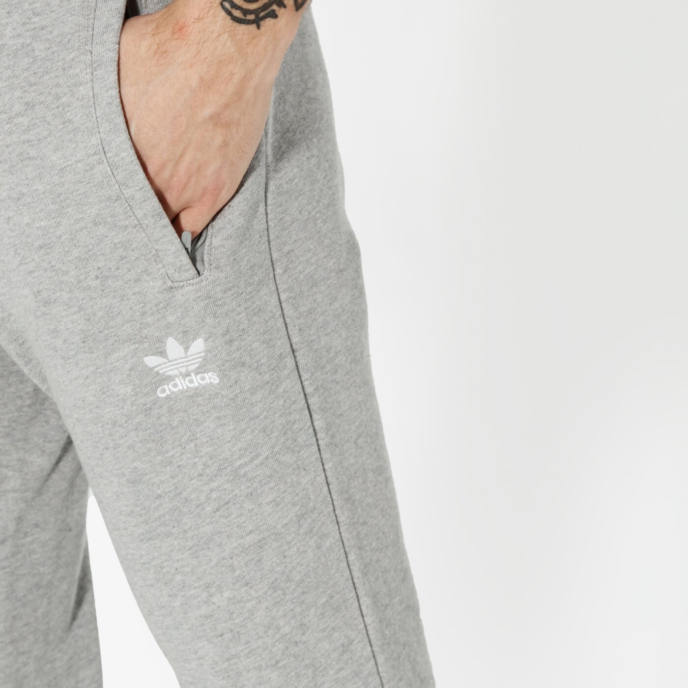 Мъжки панталони ADIDAS ПАНТАЛОНИ TREFOIL PANT ADICOLOR dv1540 цвят сив