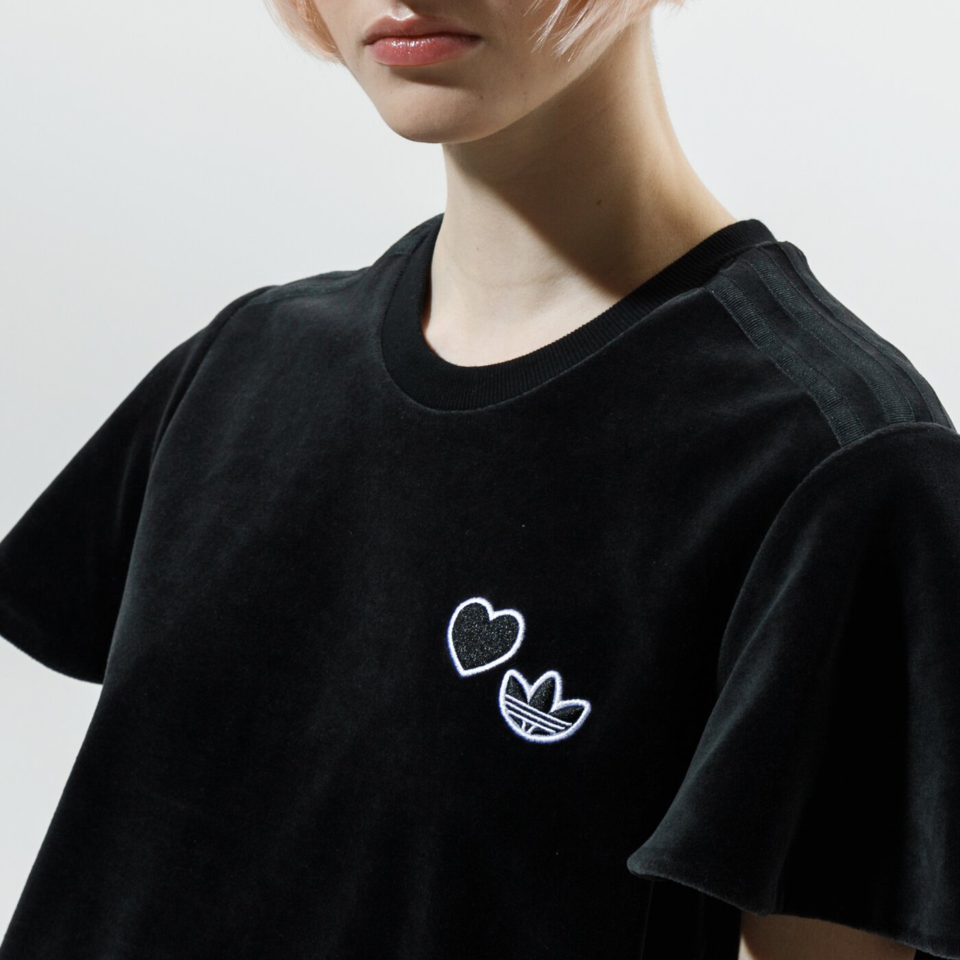 Дамска тениска ADIDAS ТЕНИСКА ТЕНИСКА gn3062 цвят черен