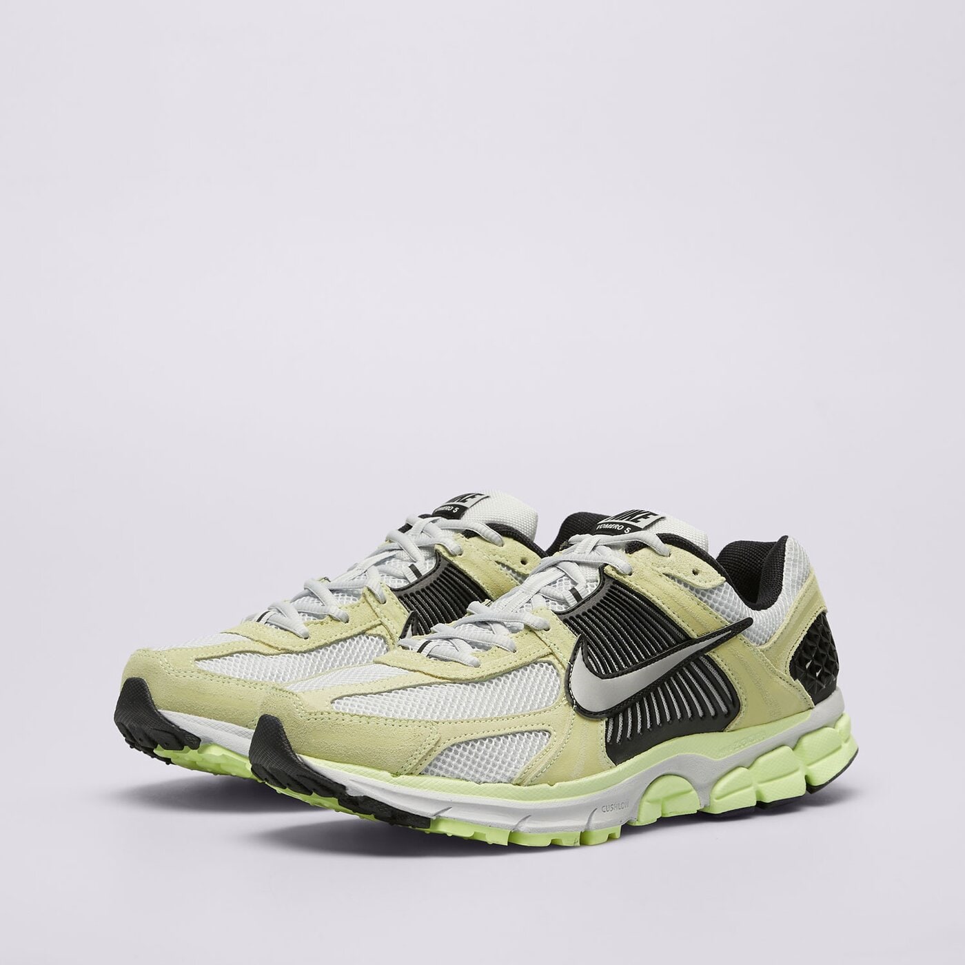 Мъжки маратонки NIKE ZOOM VOMERO 5 hf1553-700 цвят сив