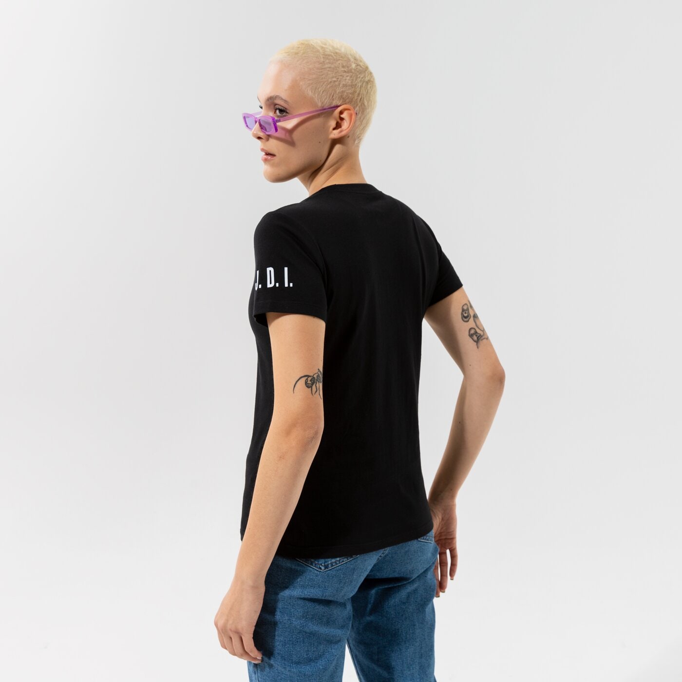 Дамска тениска NIKE ТЕНИСКА W NSW TEE ICON CLASH dj1816-010 цвят черен