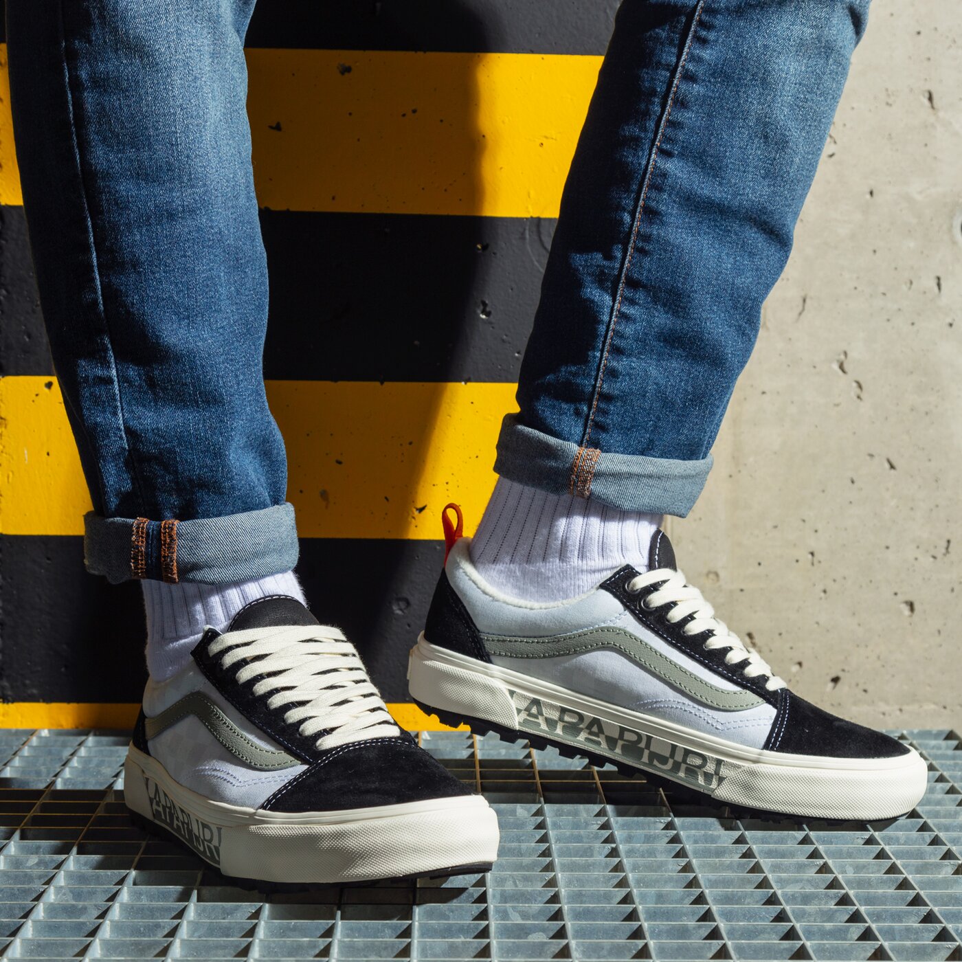 Мъжки маратонки VANS OLD SKOOL MTE-1 vn0a5i128s81 цвят бял