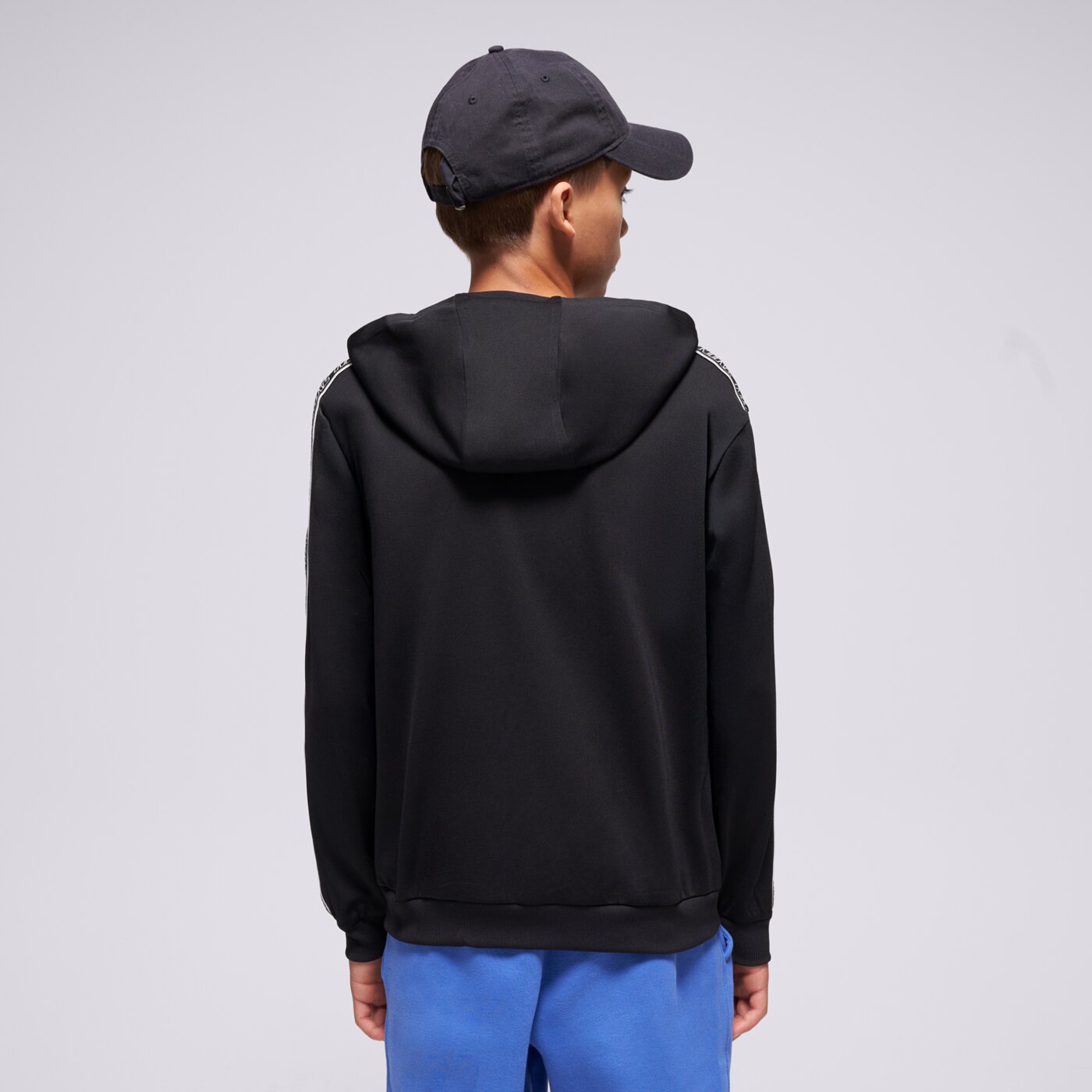 Детски суичър NIKE СУИТЧЪР СЪС ЗАКОПЧАВАНЕ С КАЧУЛКА K NSW DF CLUB+ POLY F hq9320-010 цвят черен