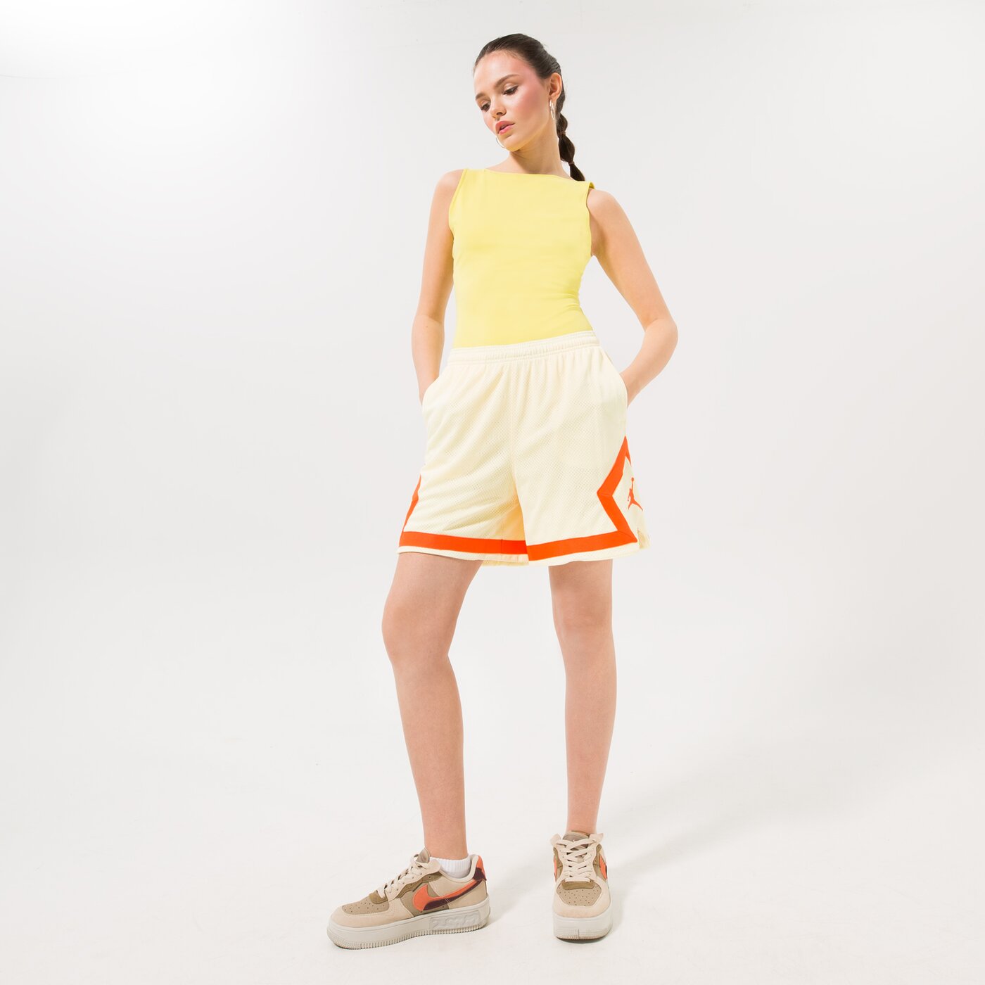 Дамски къси панталони JORDAN ШОРТИ W J HERITAGE DIAMOND S COR do5032-821 цвят жълт