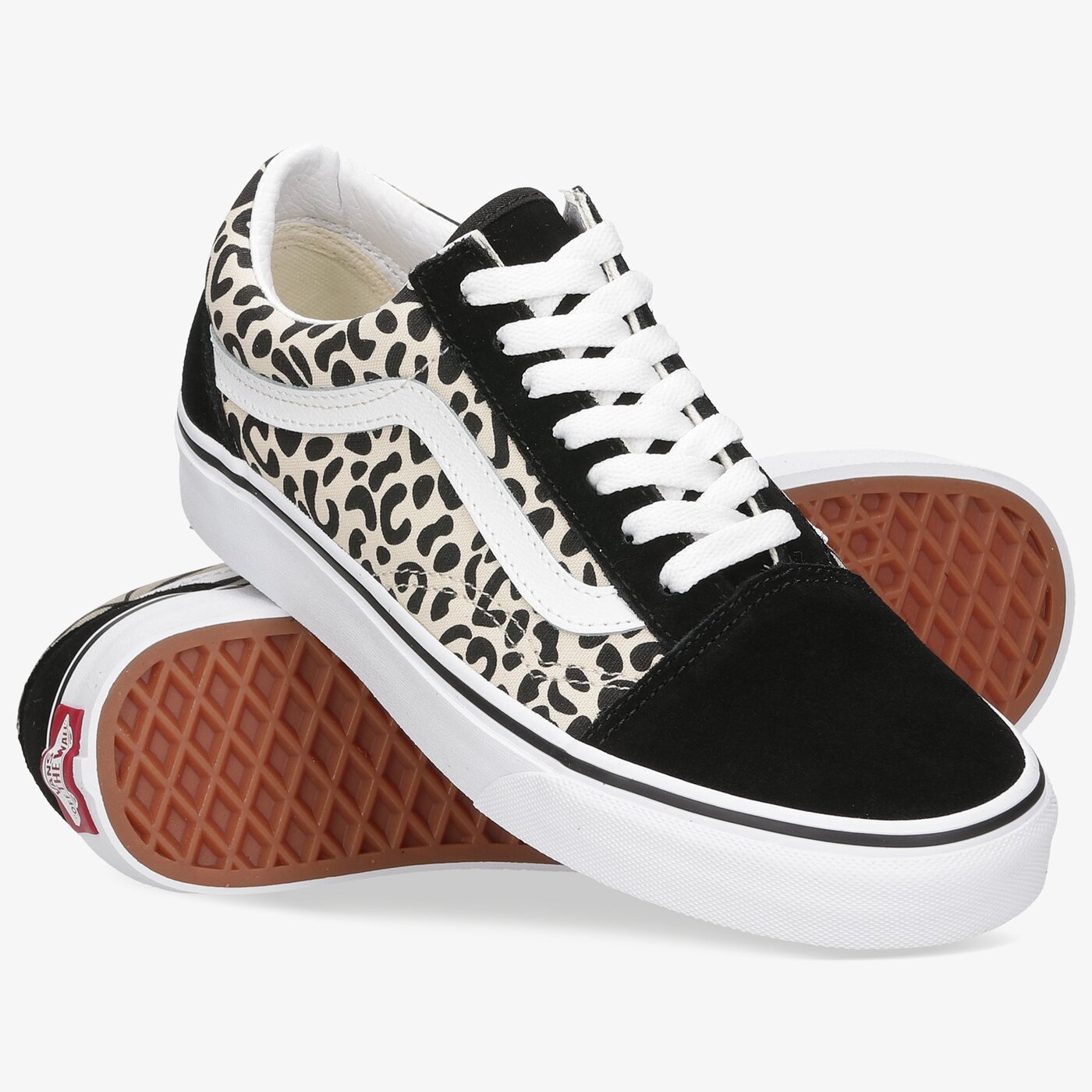 Дамски маратонки VANS UA OLD SKOOL vn0a3wkt9xb1 цвят черен