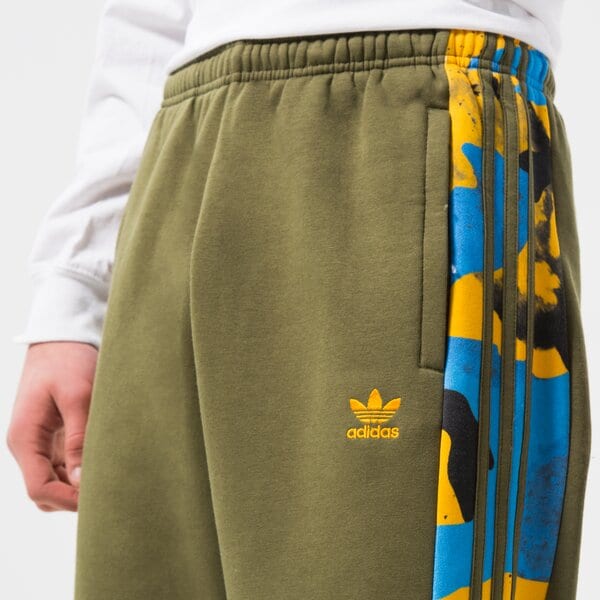 Мъжки панталони ADIDAS ПАНТАЛОНИ CAMO SWTPNT hk2807 цвят многоцветен