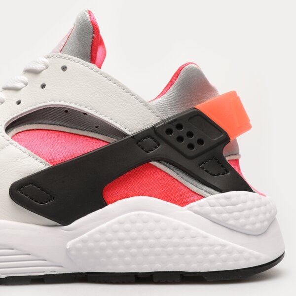 Мъжки маратонки NIKE AIR HUARACHE  dx4259-100 цвят бял