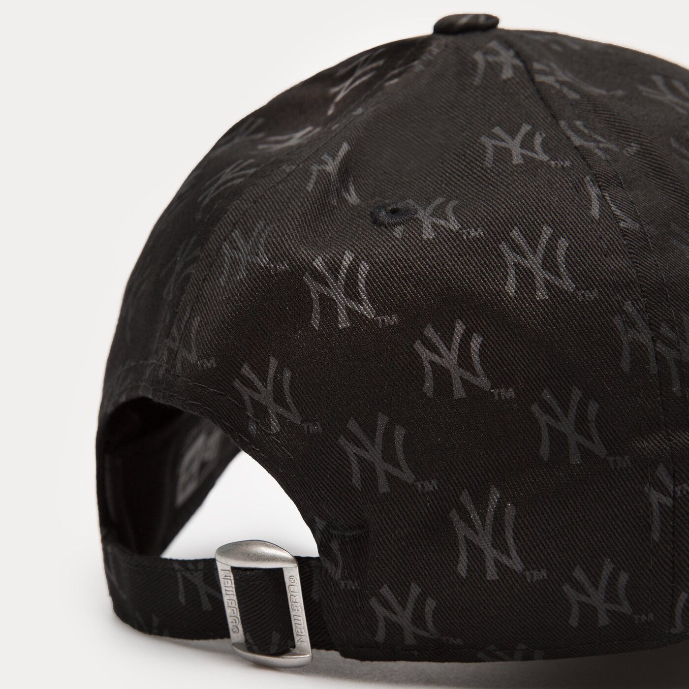 Мъжка шапка с козирка NEW ERA ШАПКА MONOGRAM 940 NYY BLK NEW YORK YANKEES 60415889 цвят черен