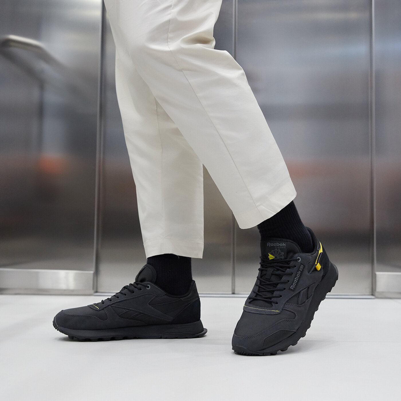 Мъжки маратонки REEBOK CLASSIC LEATHER 100032804 цвят черен