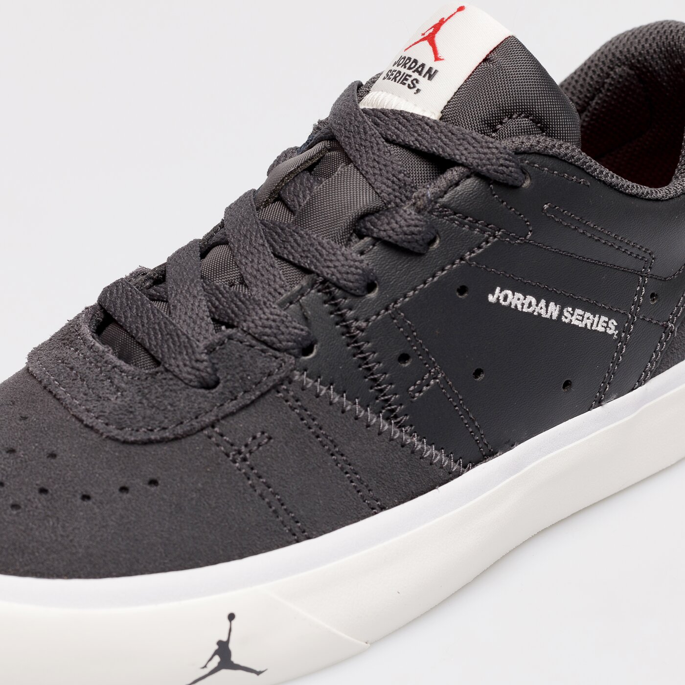 Детски маратонки JORDAN SERIES ES (GS) dn3205-063 цвят черен