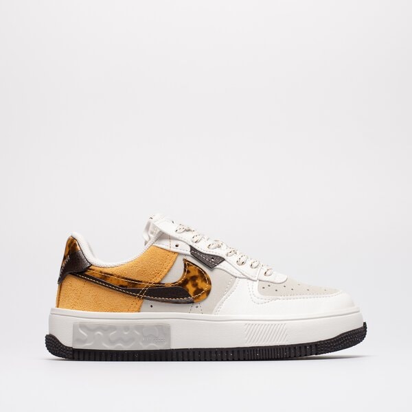 Дамски маратонки NIKE AIR FORCE 1 FONTANKA dr0151-001 цвят бял