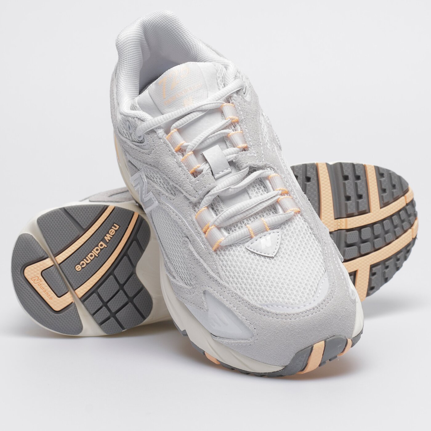 Дамски маратонки NEW BALANCE 725  ml725i цвят бял