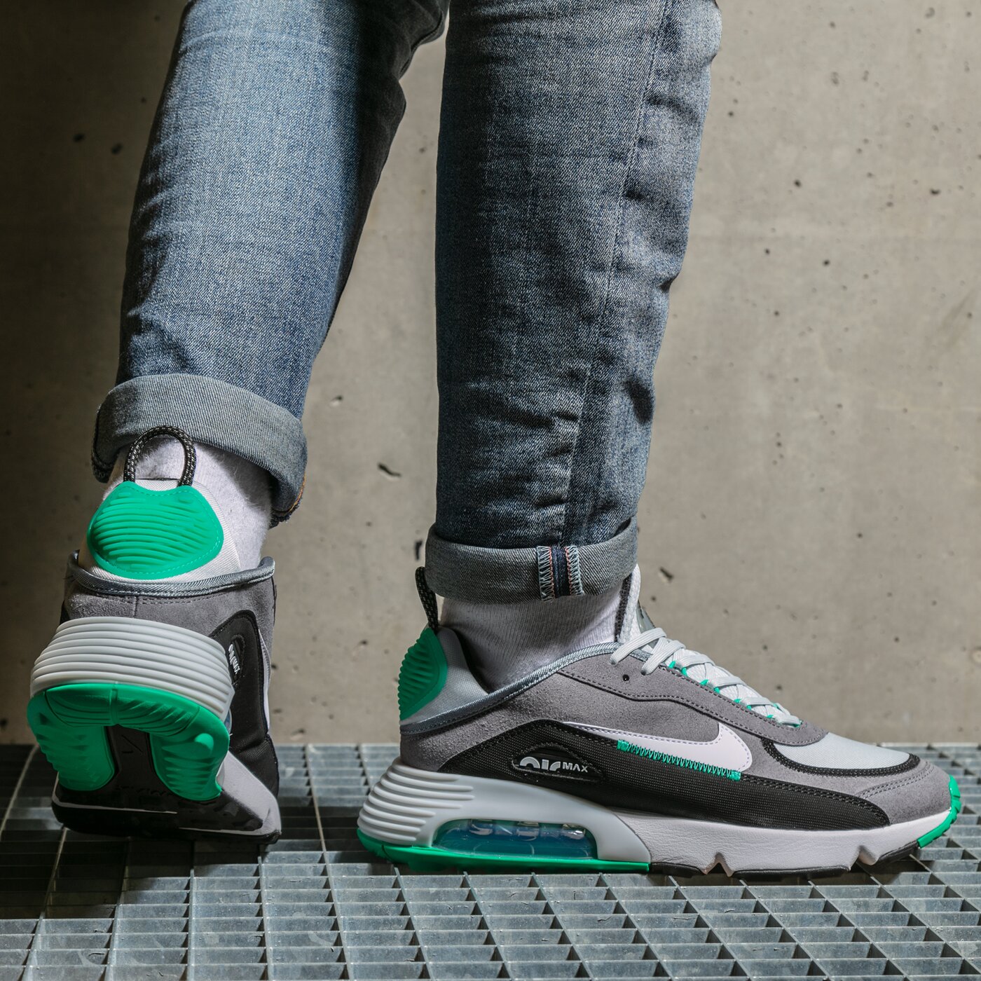 Мъжки маратонки NIKE AIR MAX 2090 C/S dh7708-004 цвят сив