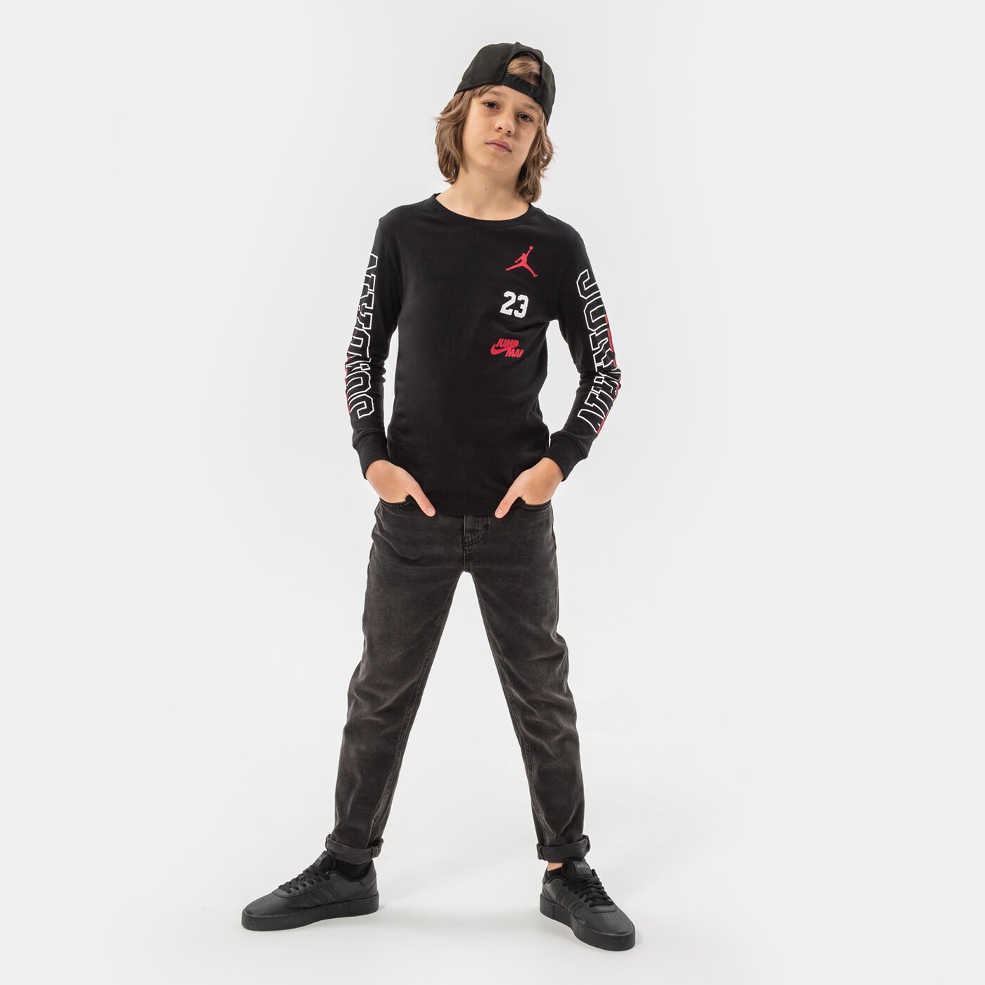 Детска тениска JORDAN ТЕНИСКА JORDAN SWITCH LS TEE BOY 95b254-023 цвят черен