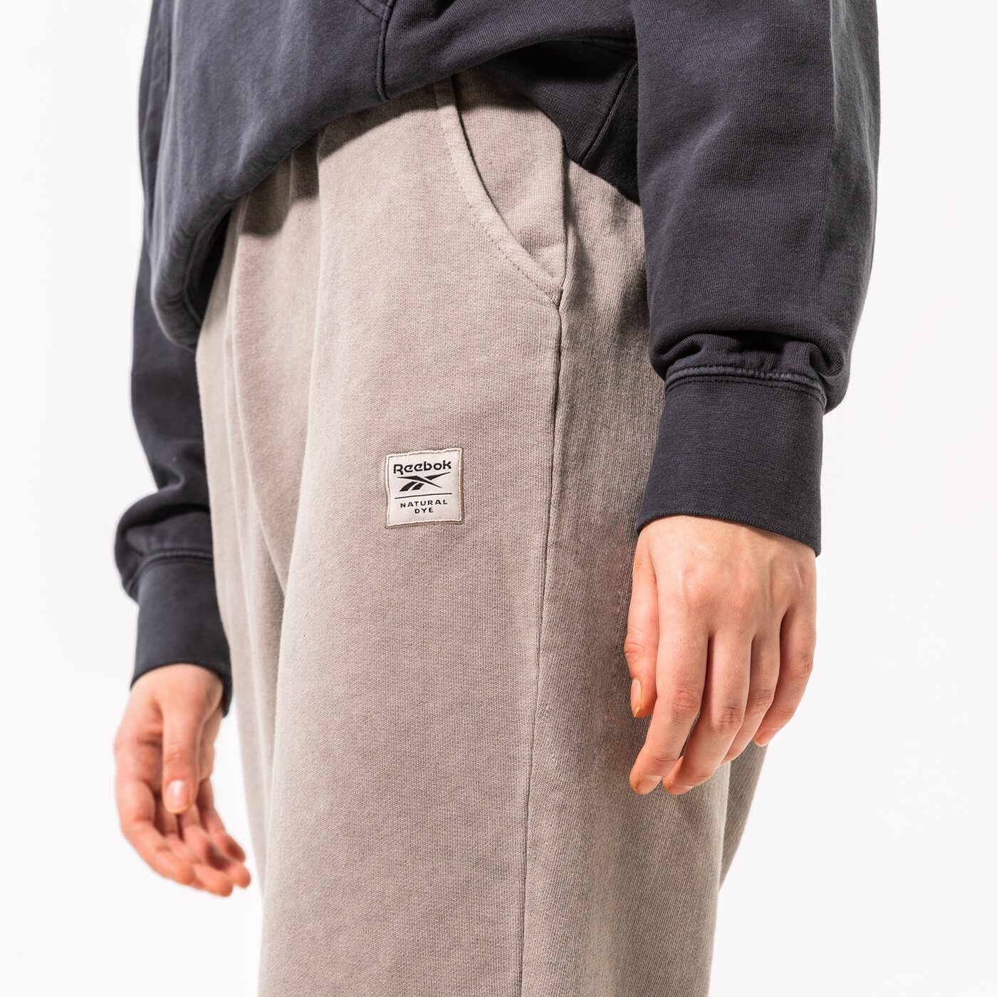 Дамски панталони REEBOK ПАНТАЛОНИ CL RBK ND SM FT PANT h49297 цвят сив