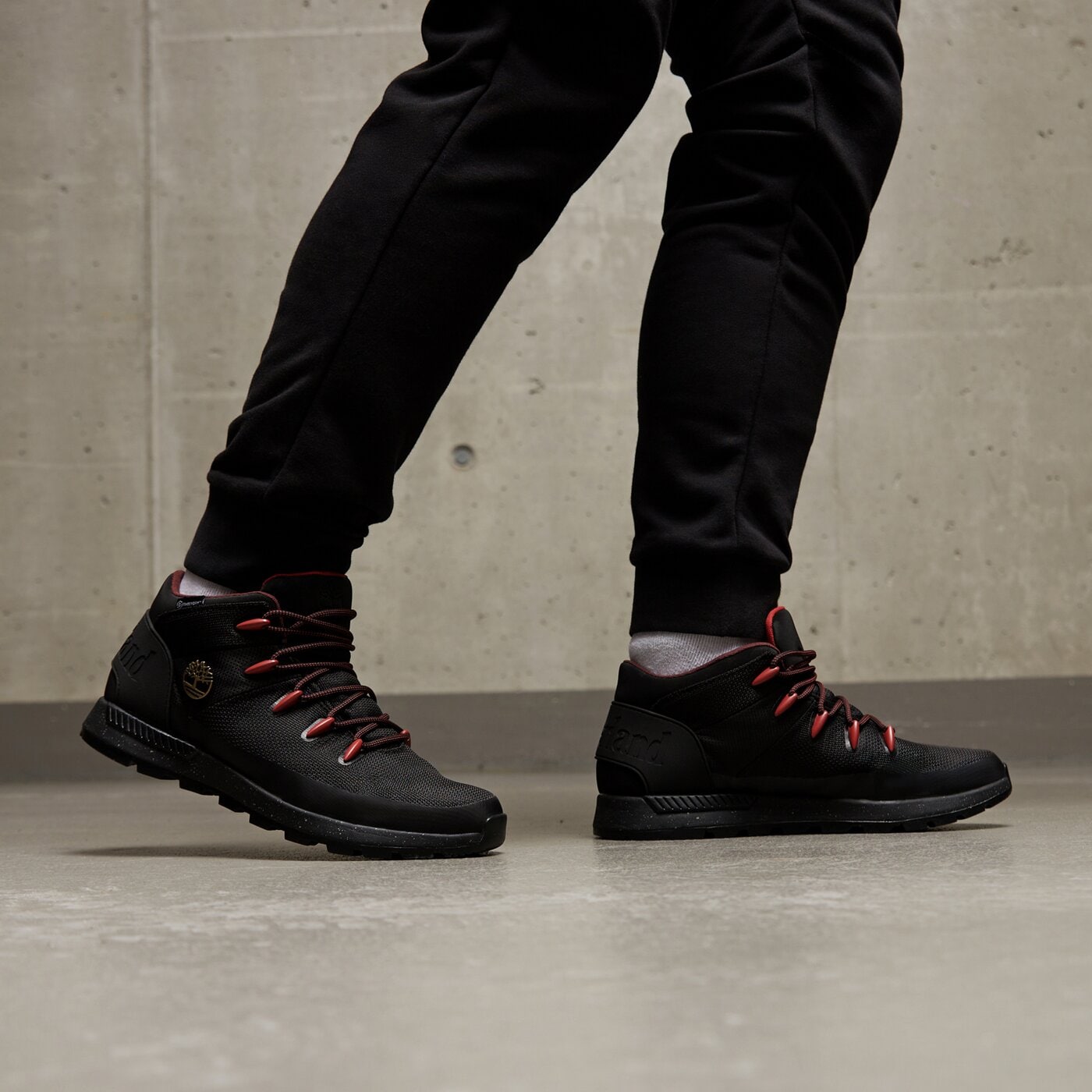 Мъжки зимни обувки TIMBERLAND SPRINT TREKKER MID FAB WP tb0a65ev0151 цвят черен