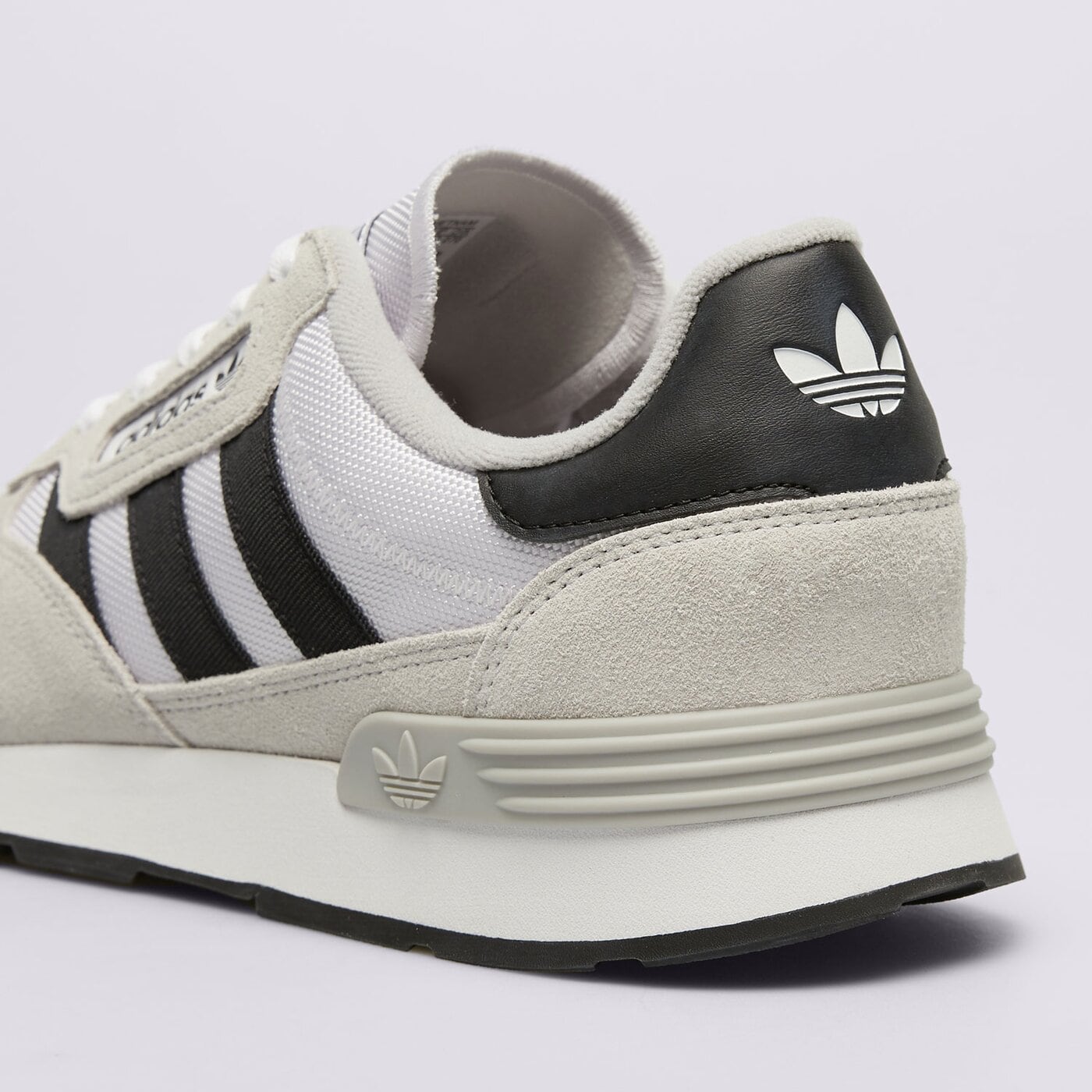 Мъжки маратонки ADIDAS TREZIOD 2 ih3801 цвят бял