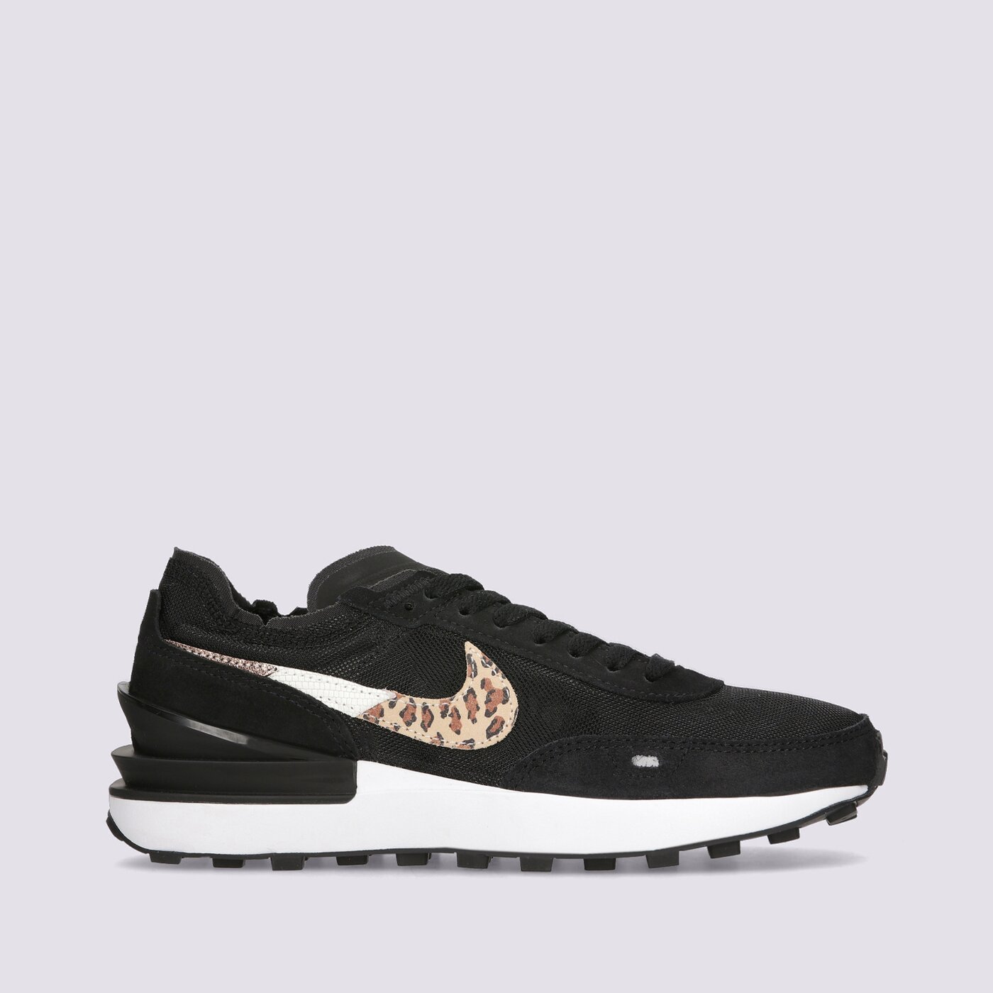 Дамски маратонки NIKE WAFFLE ONE SE dj9776-001 цвят черен