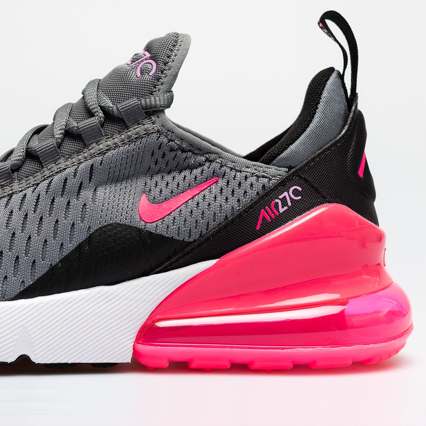 Детски маратонки NIKE AIR MAX 270 943345-031 цвят сив