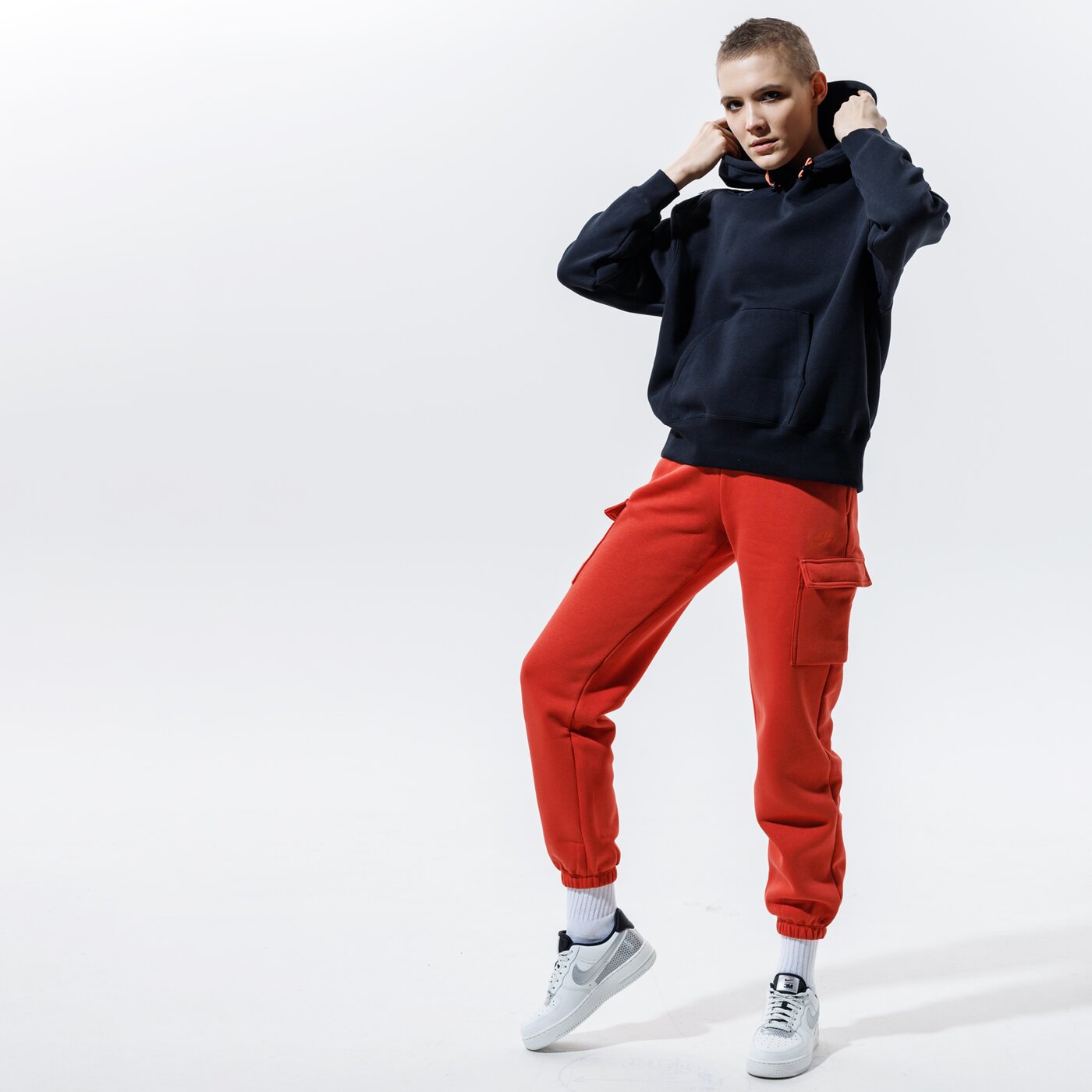 Дамски суичър NIKE СУИТЧЪР С КАЧУЛКА W NSW PO HOODIE FLC UU dd3605-010 цвят черен