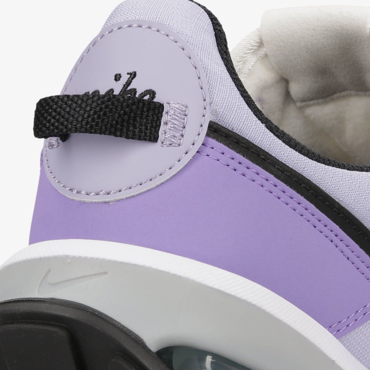 Дамски маратонки NIKE W AIR MAX PRE-DAY dc4025-500 цвят виолетов