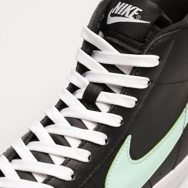 Детски маратонки NIKE BLAZER MID77 GS da4086-008 цвят черен