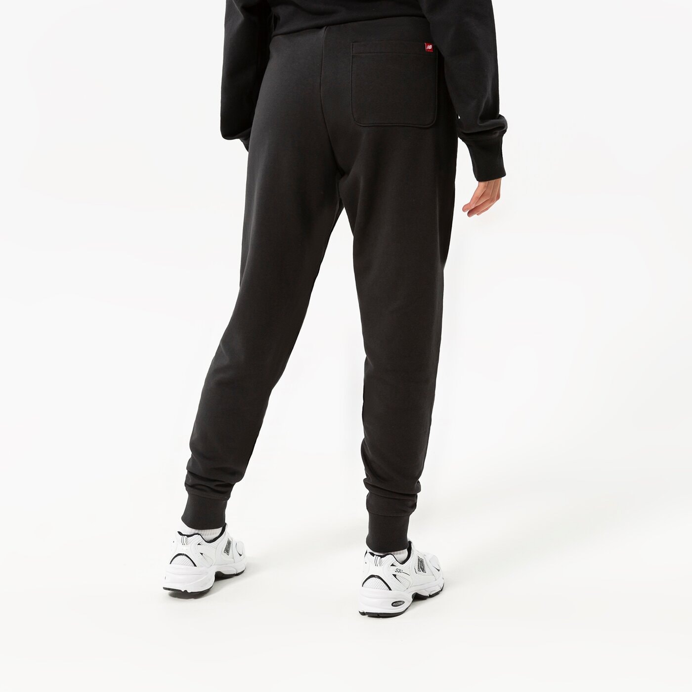 Мъжки панталони NEW BALANCE ПАНТАЛОНИ NB ESSENTIALS STACKED LOGO SWEATPANT mp03558bk цвят черен