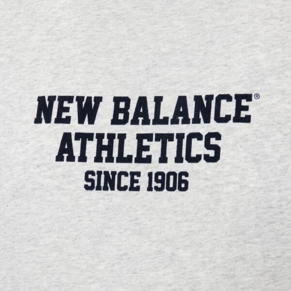 Мъжка тениска NEW BALANCE ТЕНИСКА VARSITY GRAPHIC ТЕНИСКА mt51526ahh цвят сив