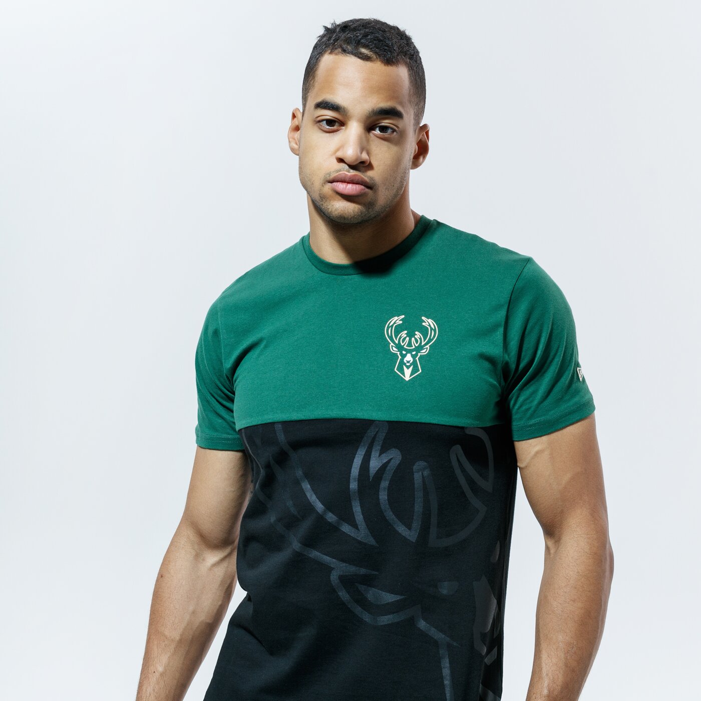 Мъжка тениска NEW ERA ТЕНИСКА NBA LARGE OTL SS TEE MILBUC PNGBLK 12487533 цвят черен