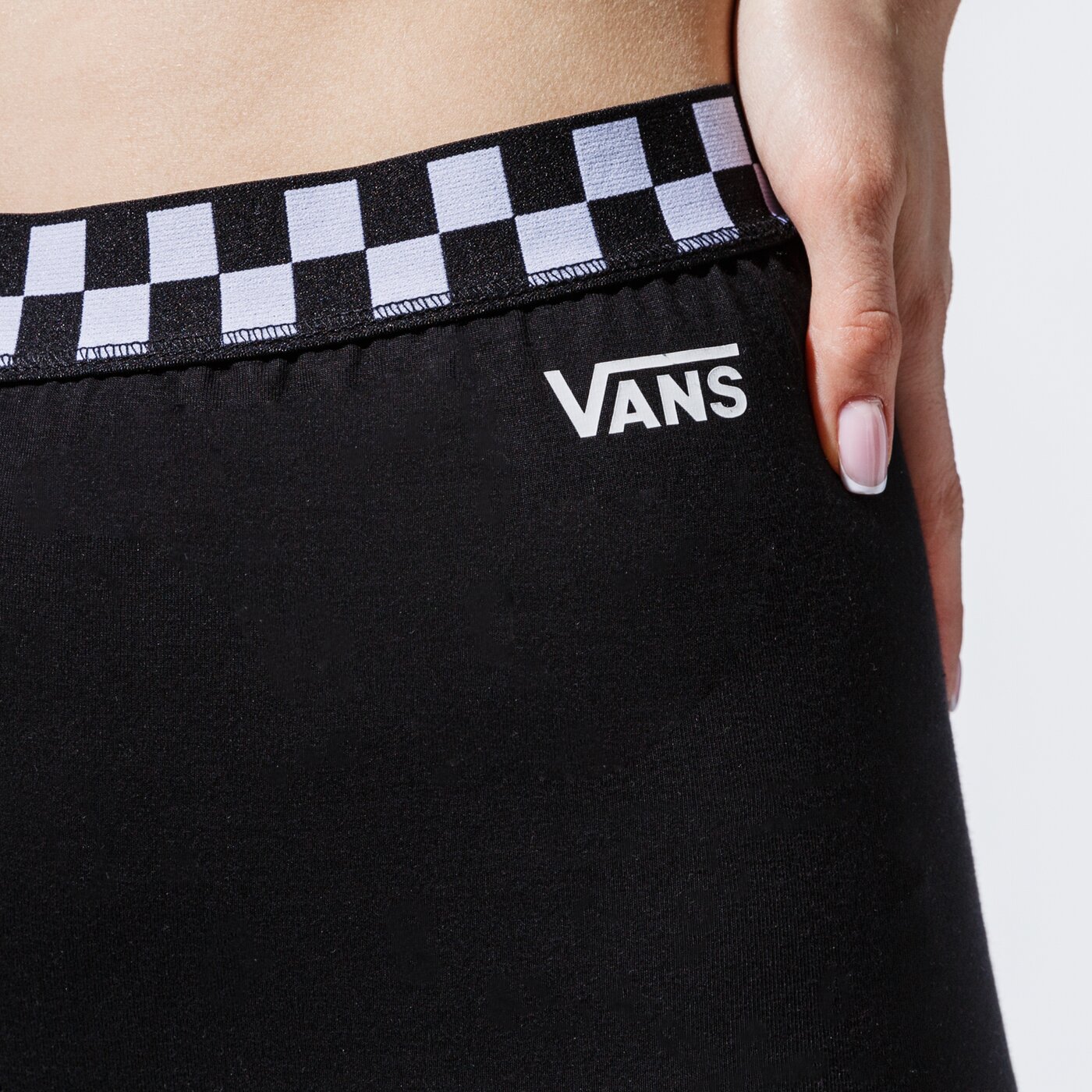 Дамски панталони VANS КЛИН WM BLADEZ CHECK LEGGING BLACK vn0a5an4blk1 цвят черен