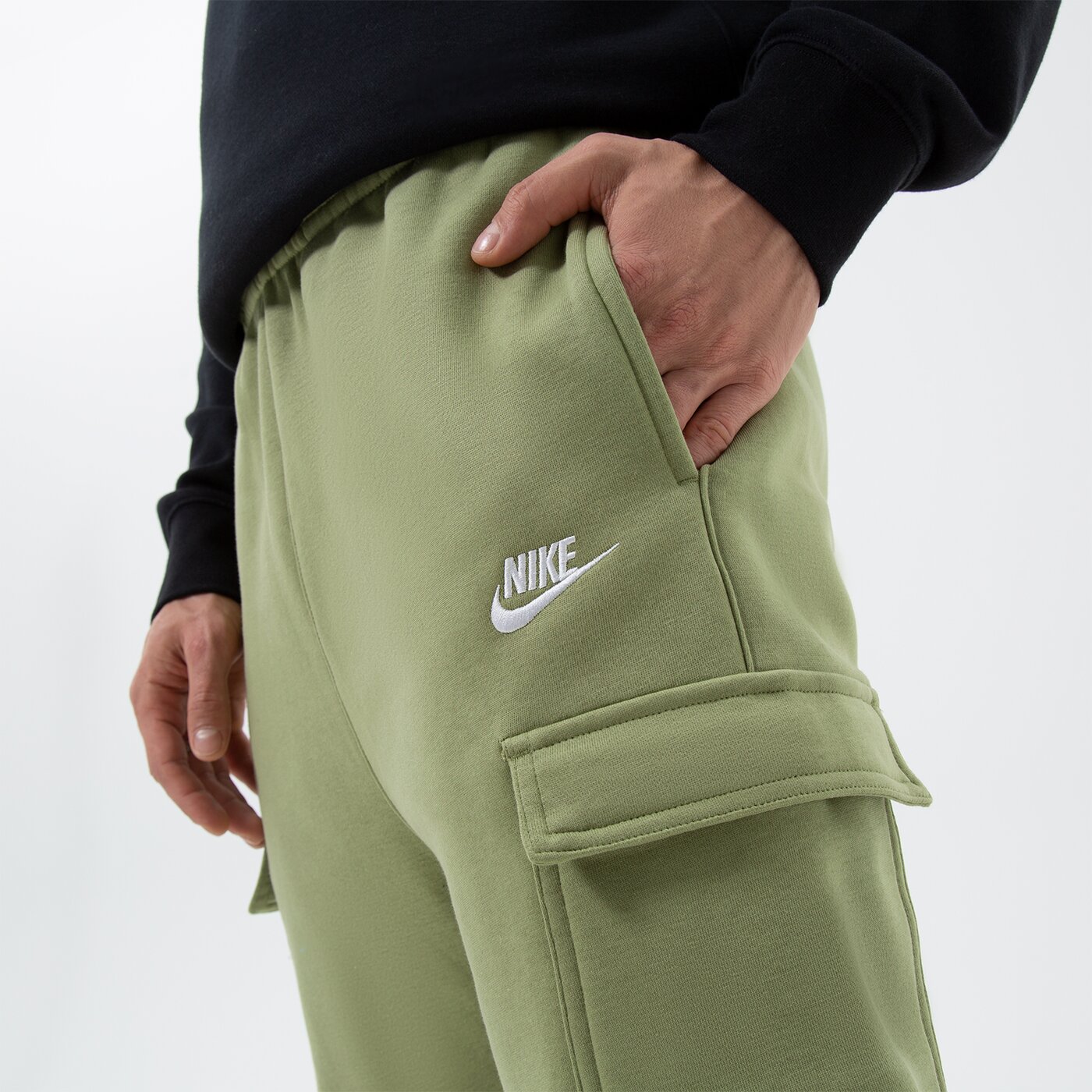 Мъжки панталони NIKE ПАНТАЛОНИ SPORTSWEAR CLUB FLEECE CARGO cd3129-334 цвят зелен