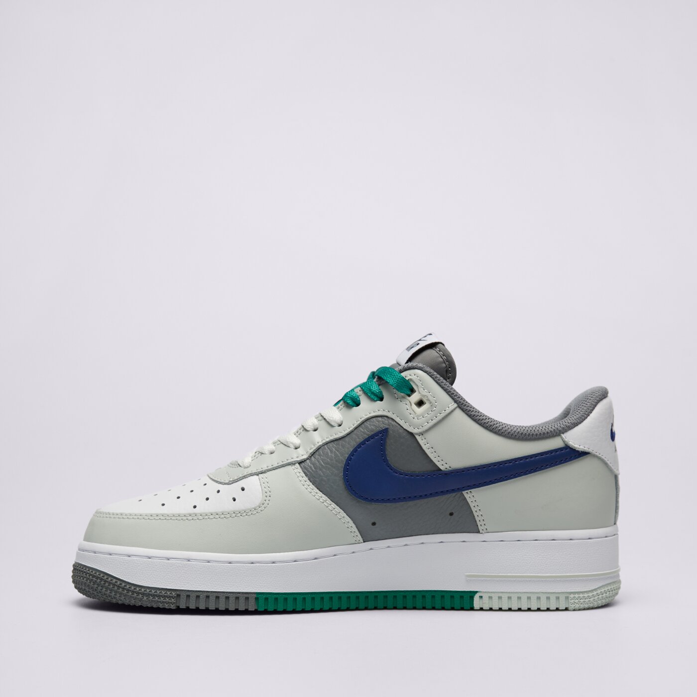 Мъжки маратонки NIKE AIR FORCE 1 '07 LV8 fd2592-001 цвят сив